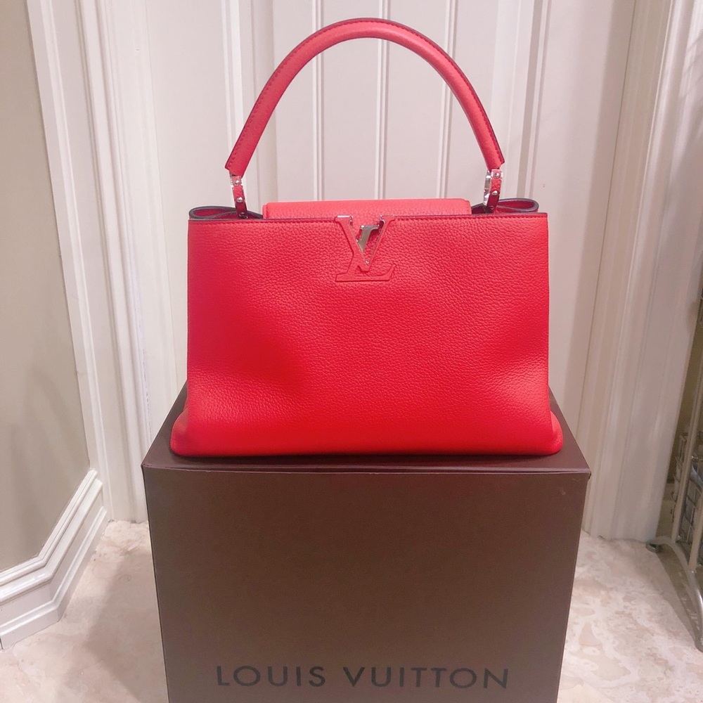 Louis Vuitton Capucines MM Tauri Coque